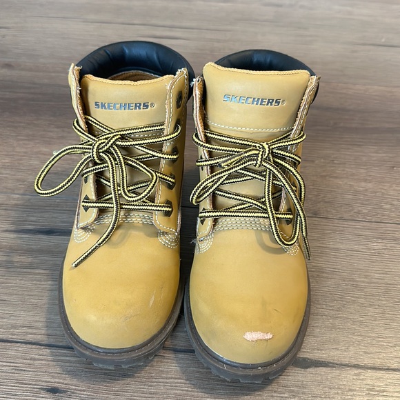 Sketchers Toddler Winter Boots Size 13 
Unisex Work Boots Hiking Shoes - Picture 2 of 7